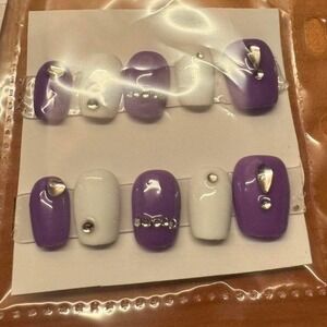 "Lilac Luxe" Press-On Nail Set – Glossy Purple, White Contrast & Metallic